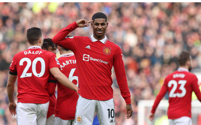 右后卫科斯 右后卫科斯